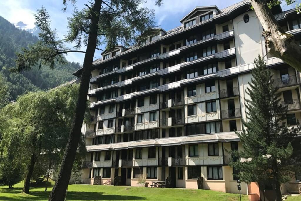 דירות Au Coeur De Chamonix, Un Ecrin De Verdure מראה חיצוני תמונה