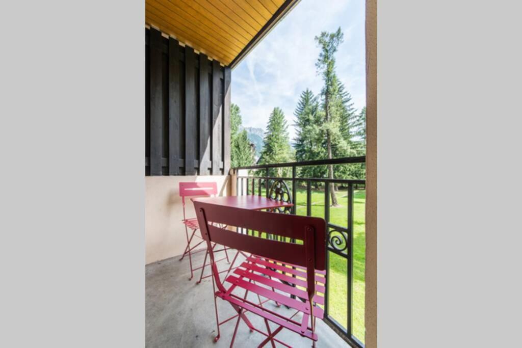 דירות Au Coeur De Chamonix, Un Ecrin De Verdure מראה חיצוני תמונה
